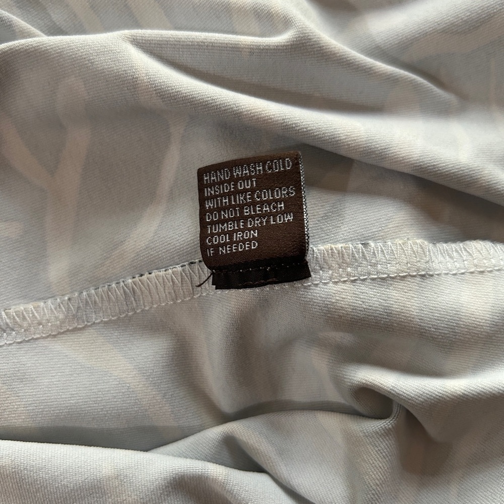 J. McLaughlin Signature Tee - Size XS - Picture 5 of 5